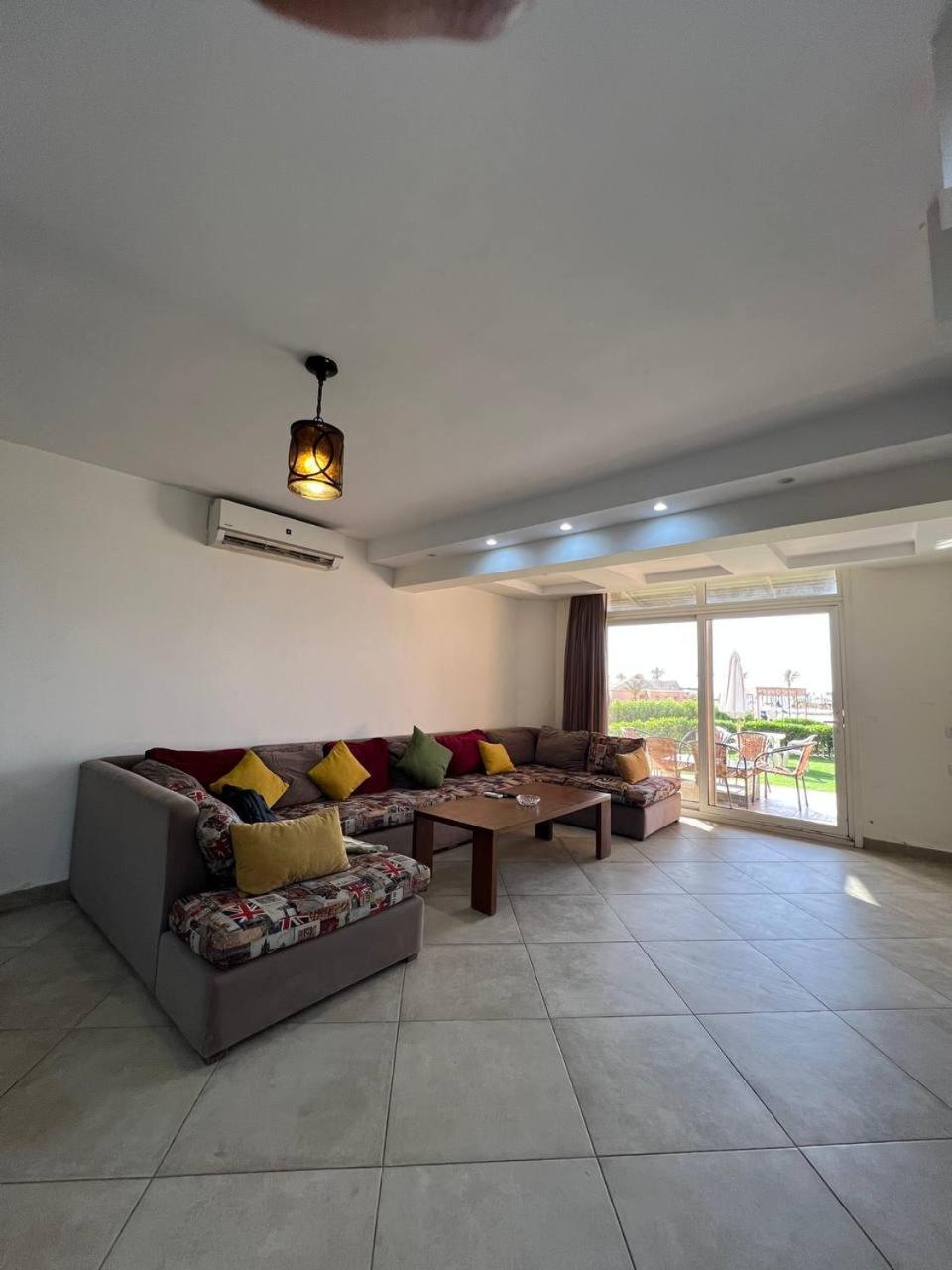 Duplex Villa Ain Suchna Exterior foto